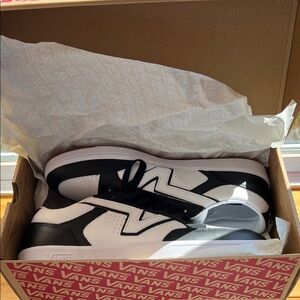 Vans Lowland Sneakers